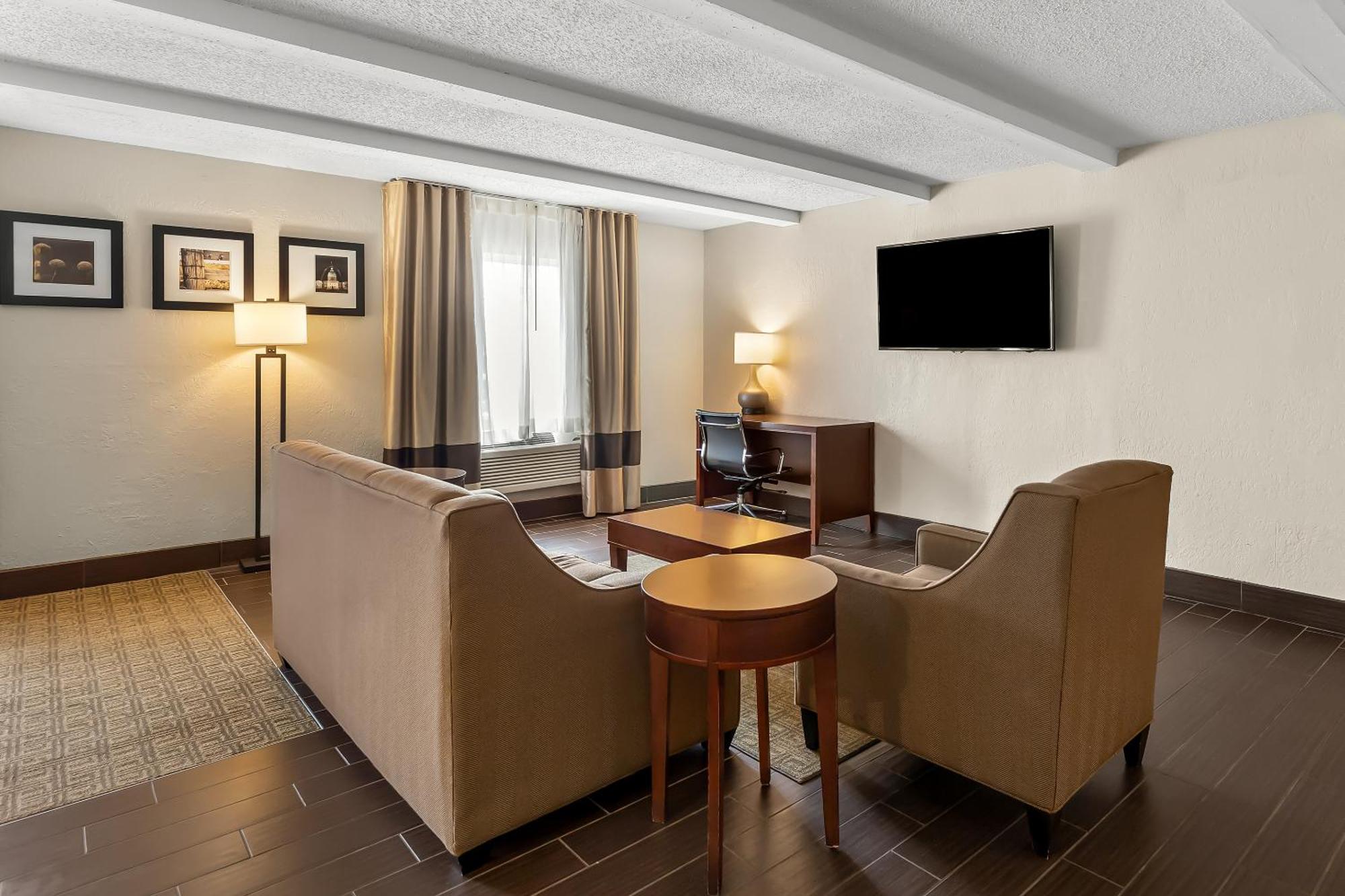 Comfort Inn St Louis - Westport Event Center Maryland Heights Exteriör bild