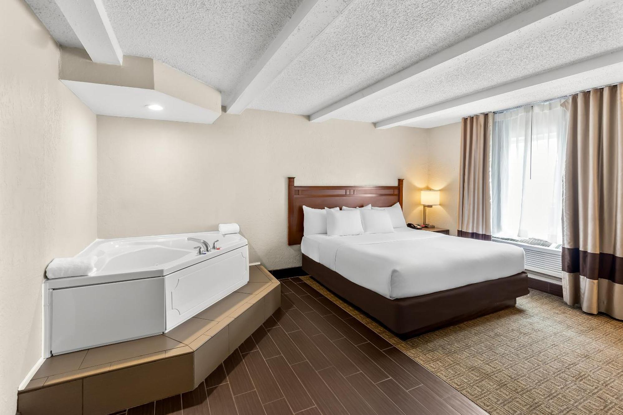 Comfort Inn St Louis - Westport Event Center Maryland Heights Exteriör bild